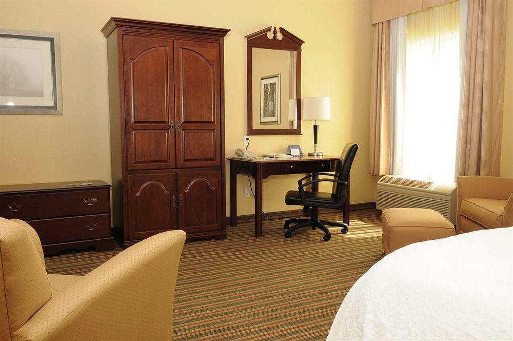 Hampton Inn Оуенсборо Номер фото