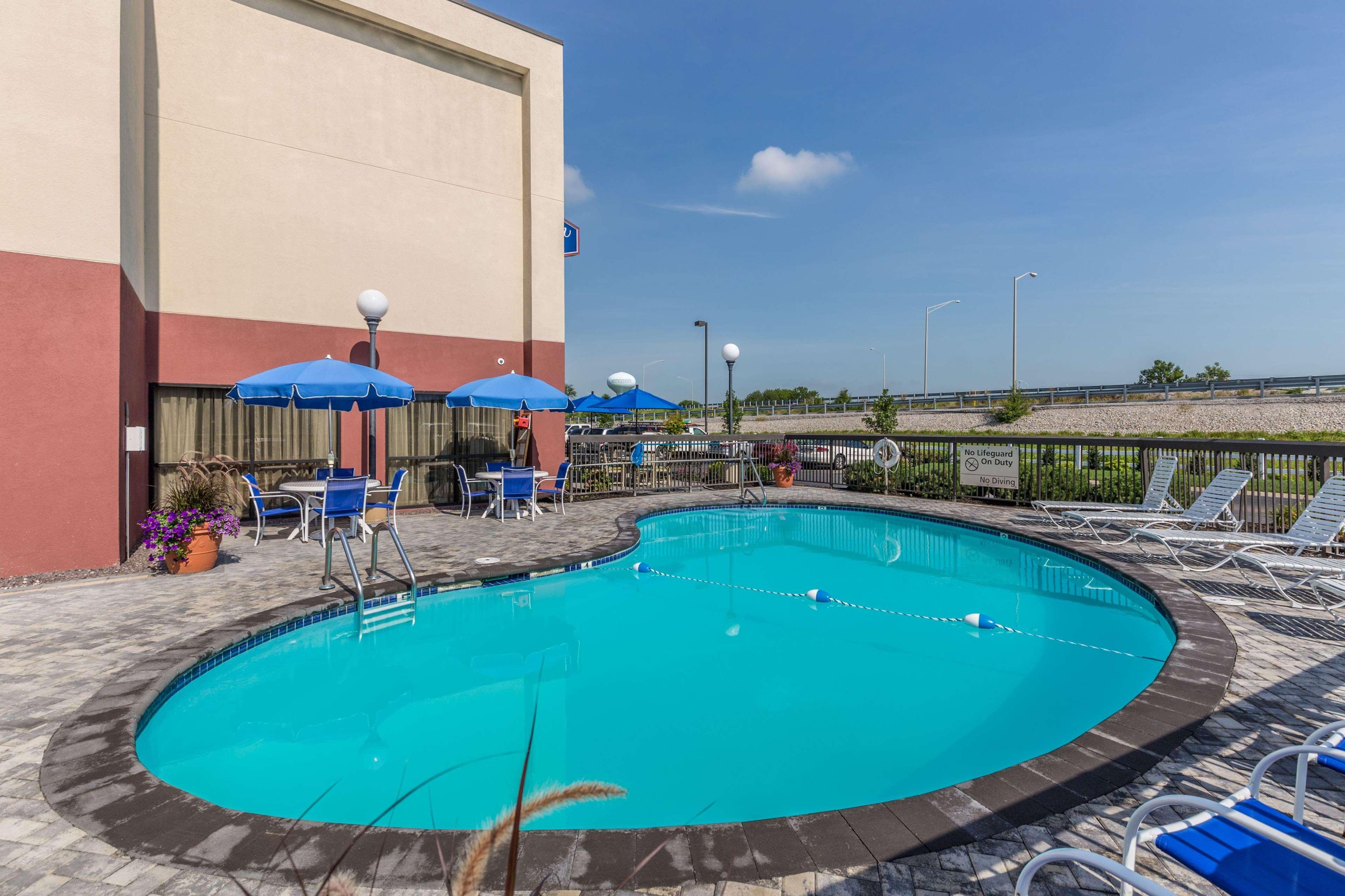 Hampton Inn Оуенсборо Екстер'єр фото